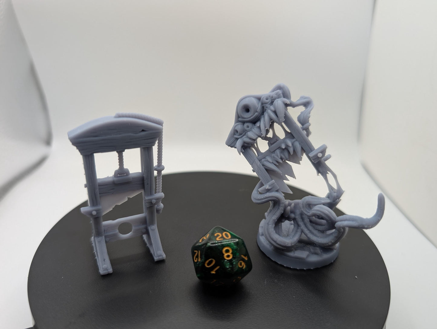 Mimic & Terrain - Guillotine