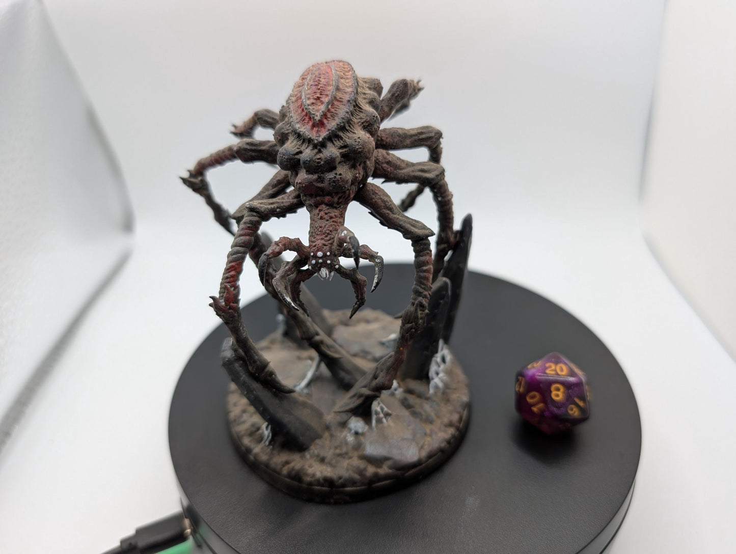 Giant Phase Spider