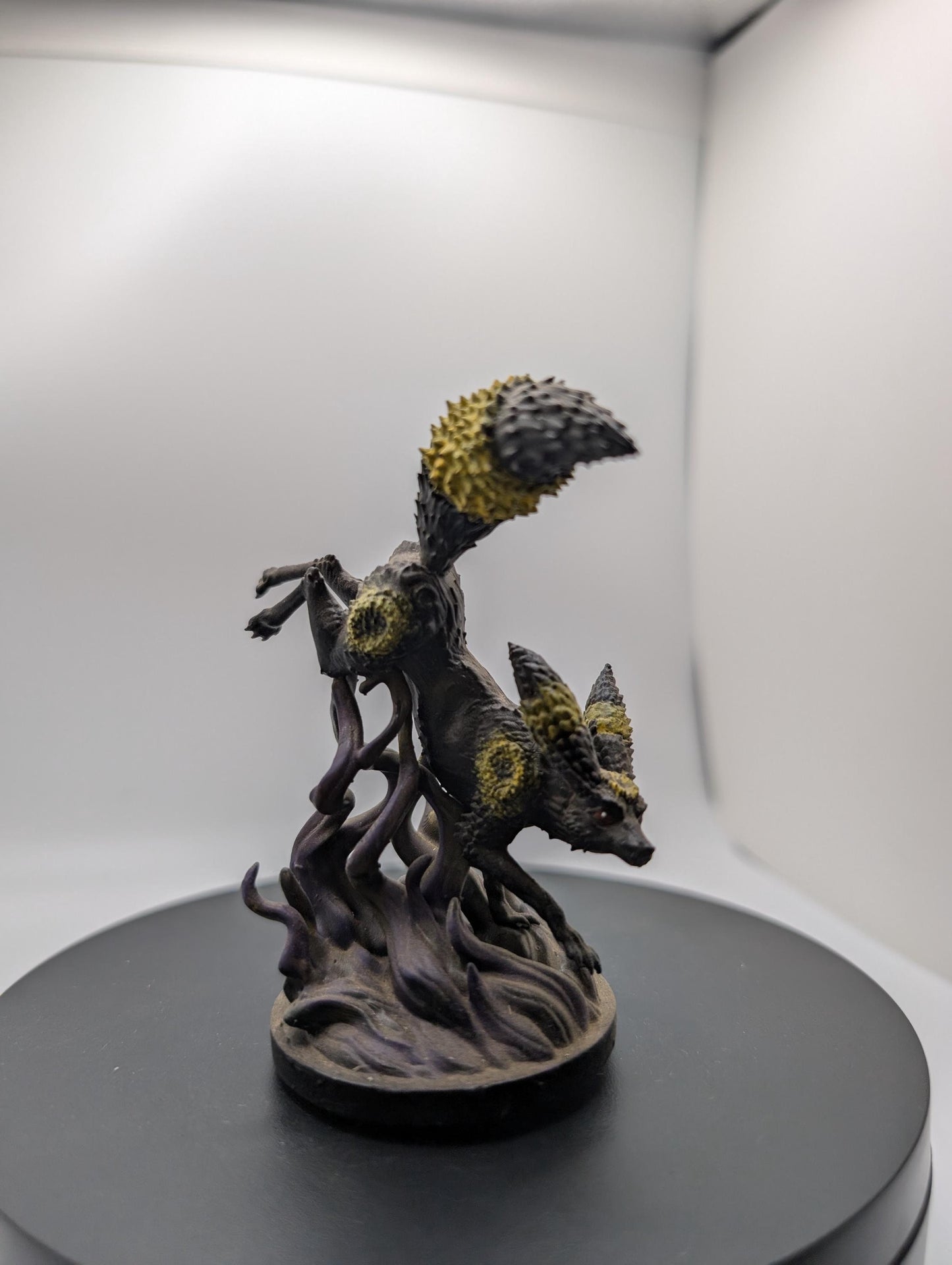 Kaijumon Shadow Dog