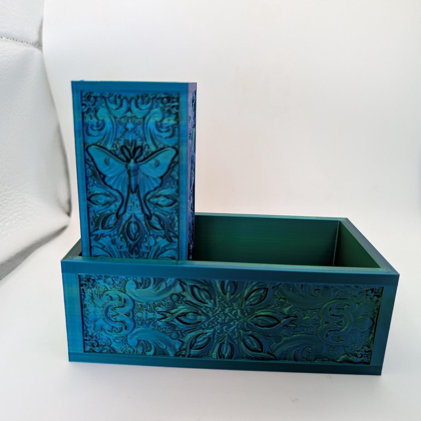 Folding Dice Tower - Moth Design