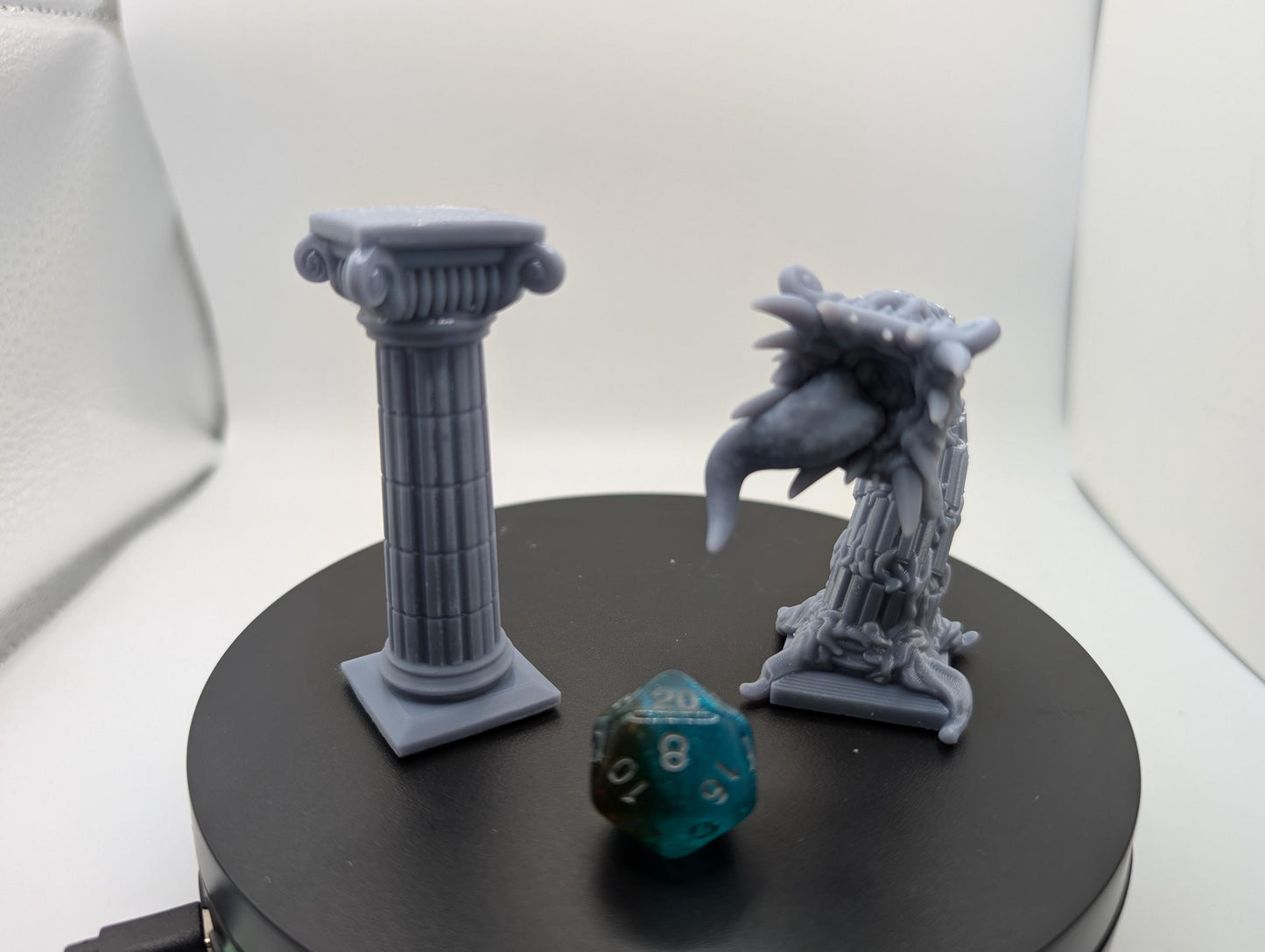 Mimic & Terrain - Stone Column