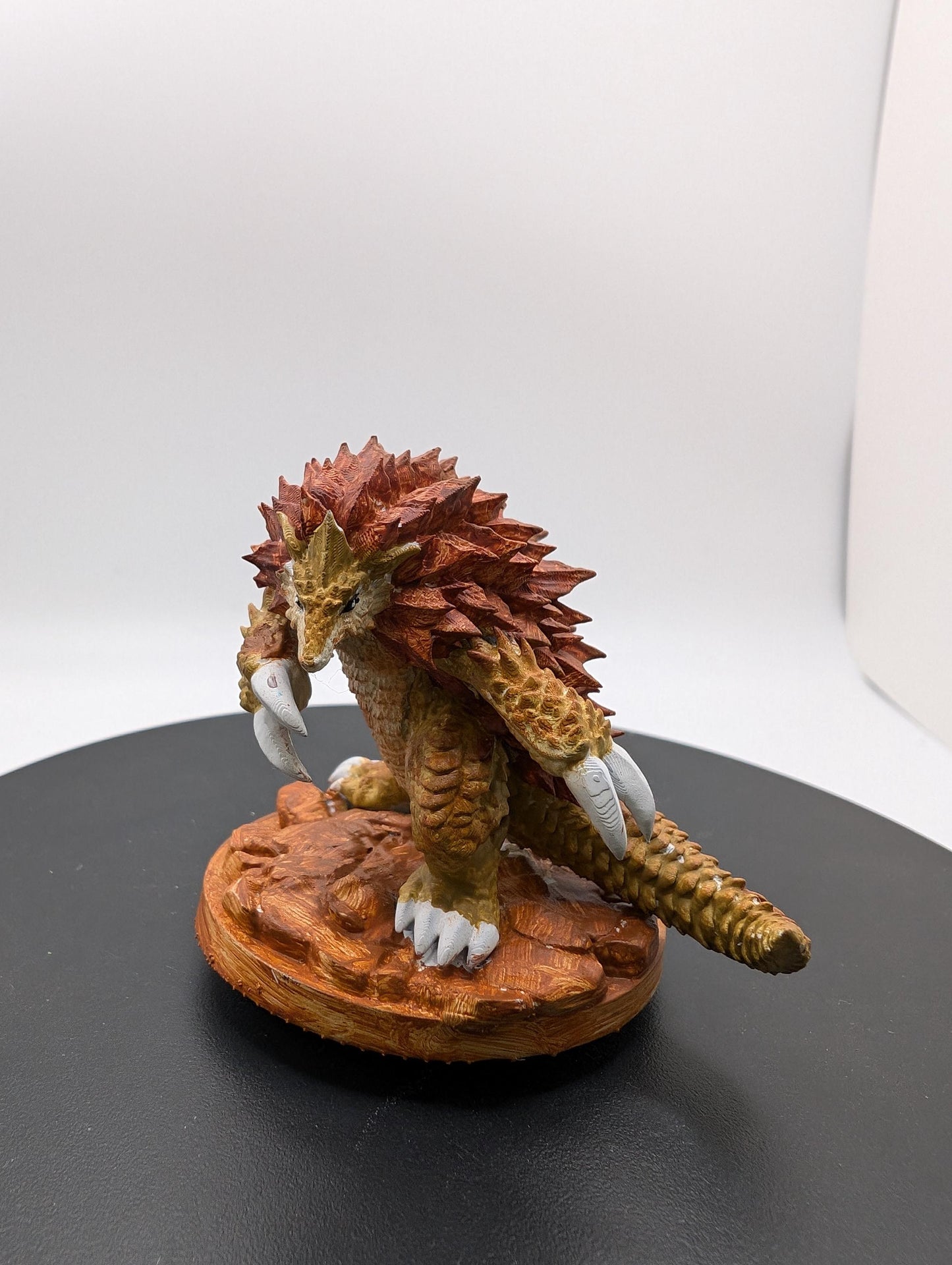 Kaijumon Pangolin